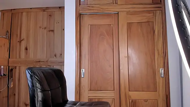 charlie_euse live webcam show