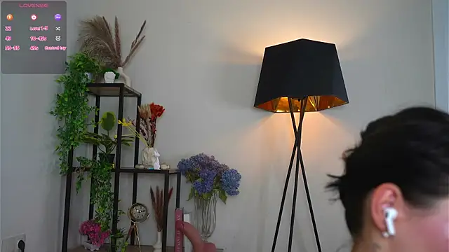 ObduliaBottini live webcam show