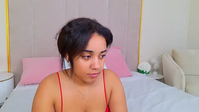 Luna_Cortier webcam