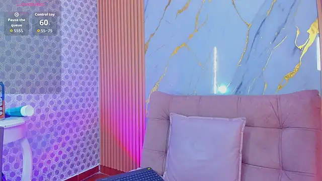 Willow_Levine live cam on StripChat
