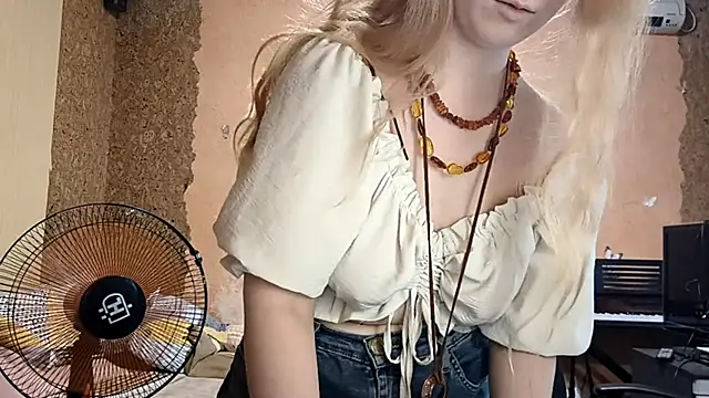 KateVibe_01 live cam on StripChat