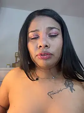 Rashell1_Queen webcam
