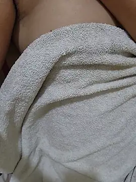 CuteSarikaLIVE webcam
