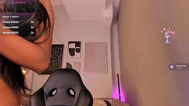 Gigi_Strawberry