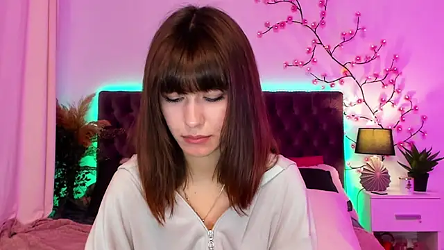 MilanaHotts