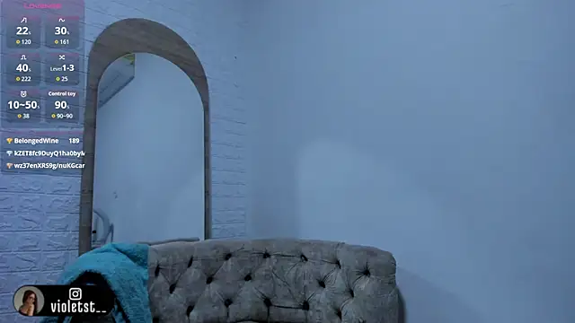VioletWinters live webcam