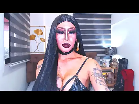 DominateMistressTania webcam