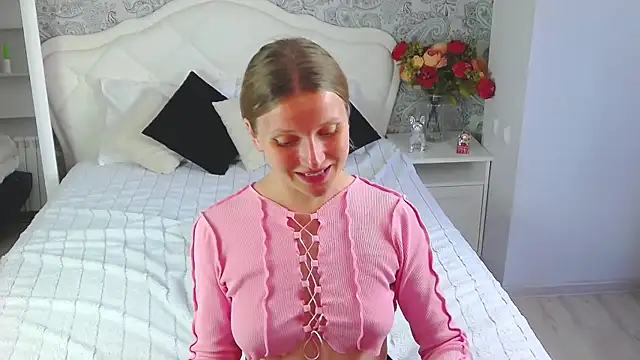 Mary_Charm live webcam