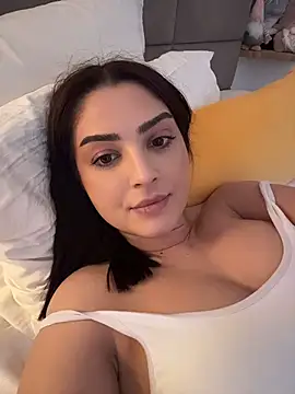 Lexi_Storm live cam on StripChat