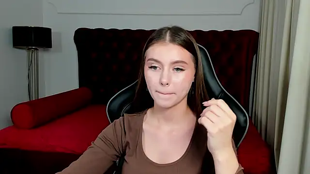 EricaFoxes live cam on StripChat