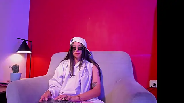 victoria_zaenzz webcam