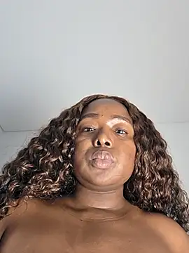 TanishaEvans webcam
