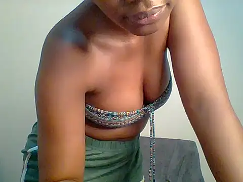 Bubble_ghurlm live cam on StripChat