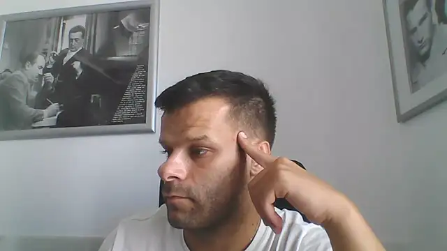 FROCETTO93 live cam on StripChat