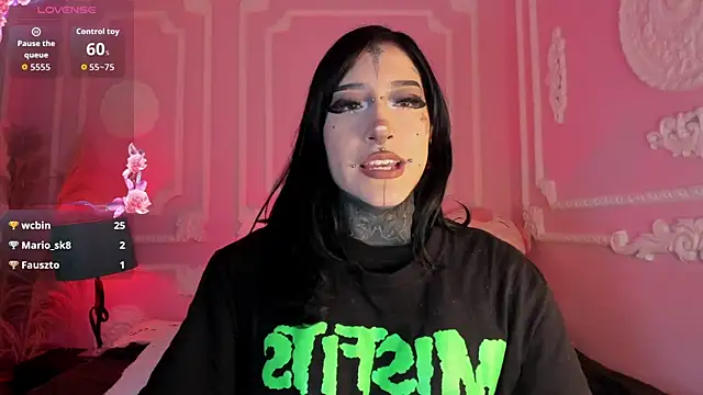 Kat_VonDe webcam