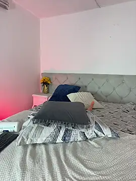 NatyBliss_gh live cam on StripChat