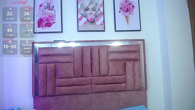 raven_kali live cam on StripChat