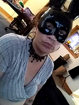 Sluttycatwomen webcam