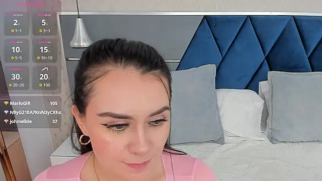 AprilDeRossi live cam on StripChat