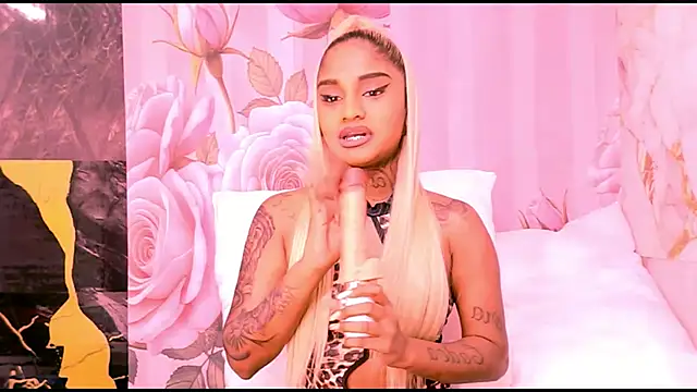 indian_barbie webcam