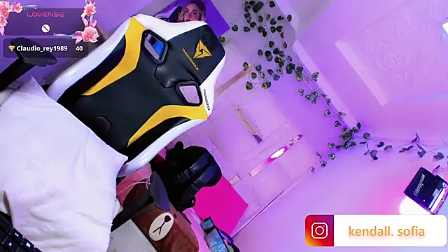 Sophiaa_doll_ webcam