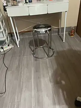 Mina048 webcam