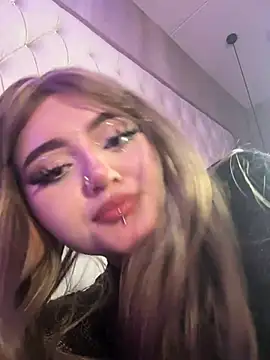 lya_nekko_ webcam