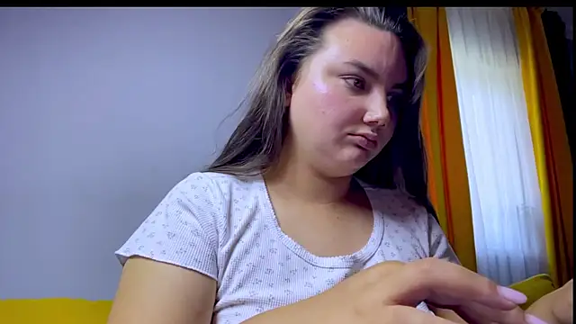Dreamyblushfairy webcam