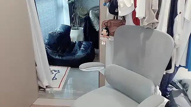 Sophia-000 webcam