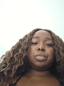 tanishaevans (Ask my age) - Let me ride u papi 😈