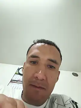 Peperoso777 live cam on StripChat