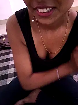 muskan_3202 live cam on StripChat