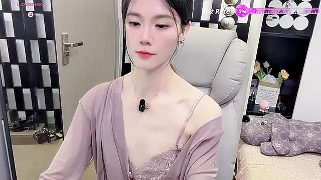 Yueyue-MM live sex cam
