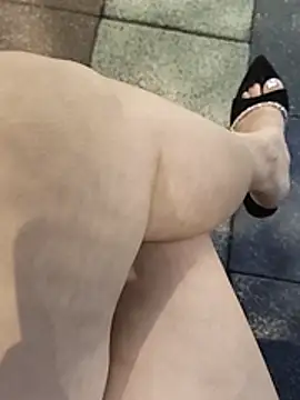 Mina-02 live cam