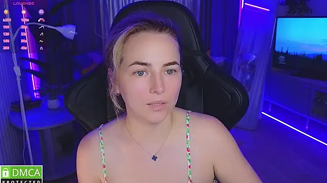 Mira_Mermayd webcam