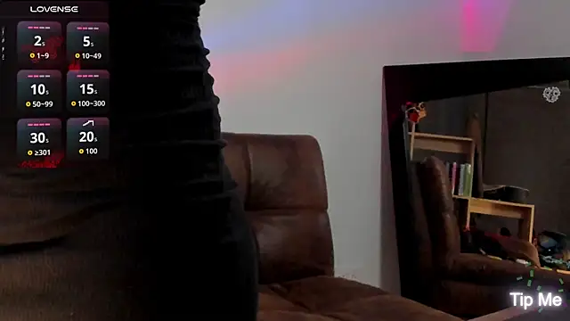La_Diabla_111_ live cam on StripChat