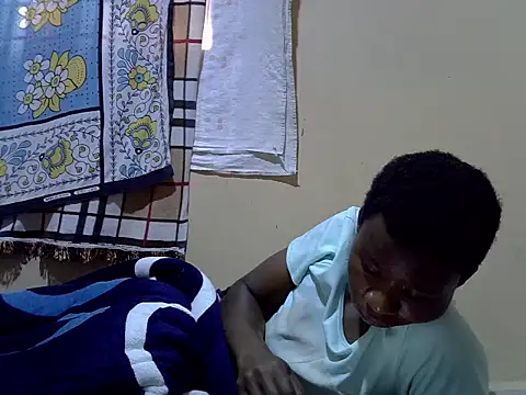 NaughtyNyra webcam