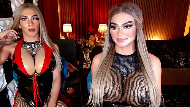 PrettyHorseCockTrans webcam