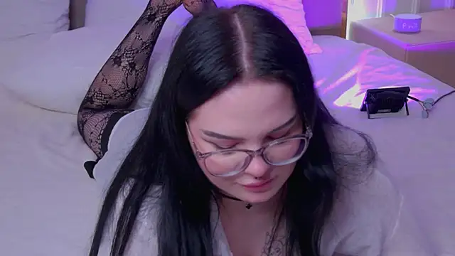 CindyMil live cam