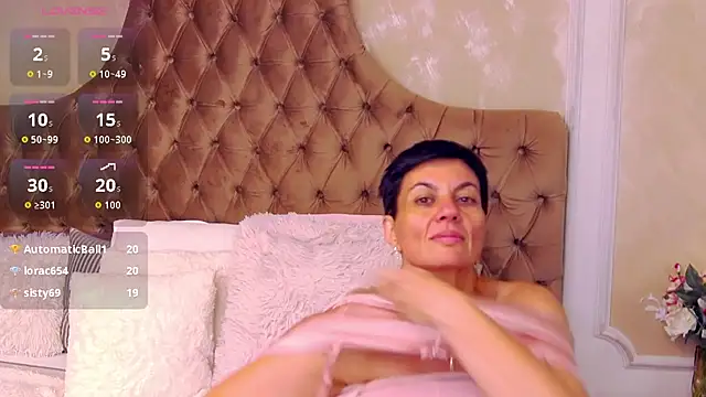 BustyPenellope live webcam show