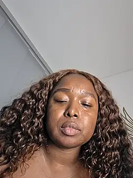 TanishaEvans live webcam show