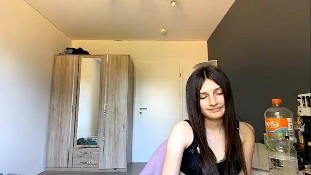 SpanishRooter webcam