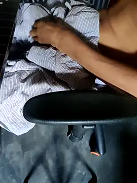 DeshiTiger live cam