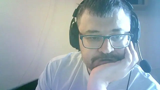 SirAbuser live cam on StripChat