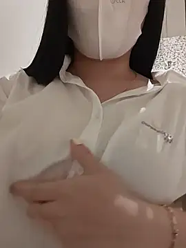 Mina-02
