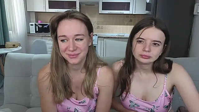 witches_couple live webcam show