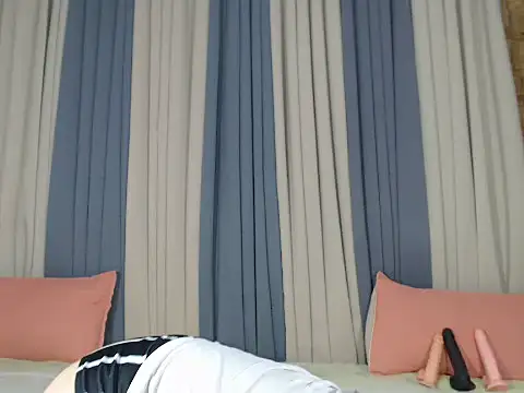 Modella: trexwildcum