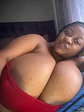 Chubbykarisma27 live cam on StripChat