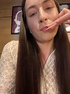 Holly_Play