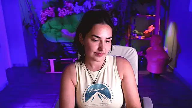 CeceliaJohnson live cam on StripChat